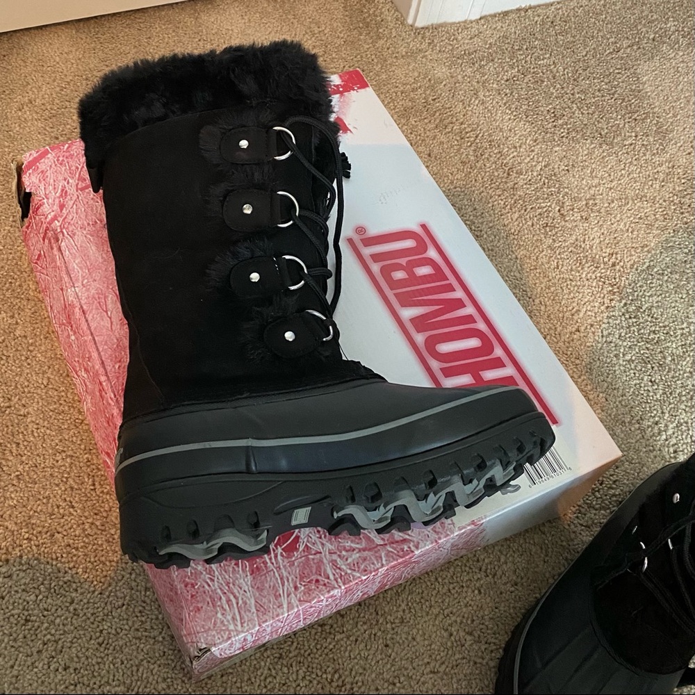 Khombu Women’s Nordic Winter Boots, Size 7